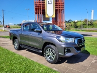 TOYOTA - HILUX - 2020/2020 - Cinza - R$ 214.900,00