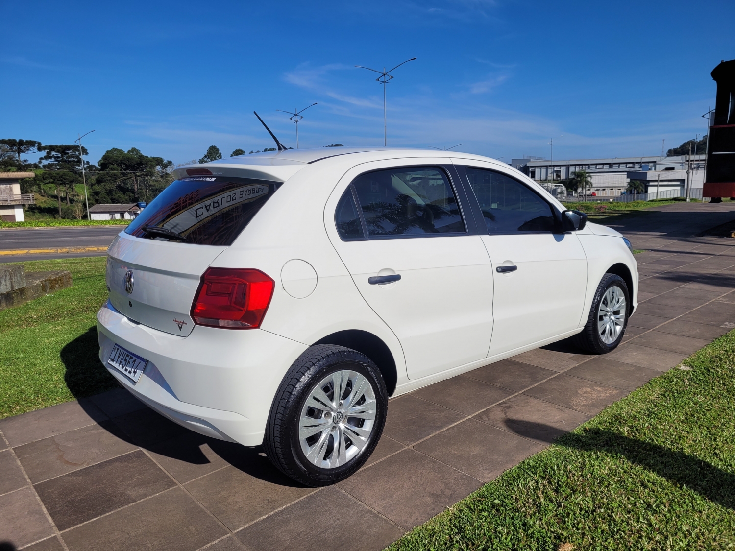 VOLKSWAGEN - GOL - 2019/2019 - Branca - R$ 52.900,00