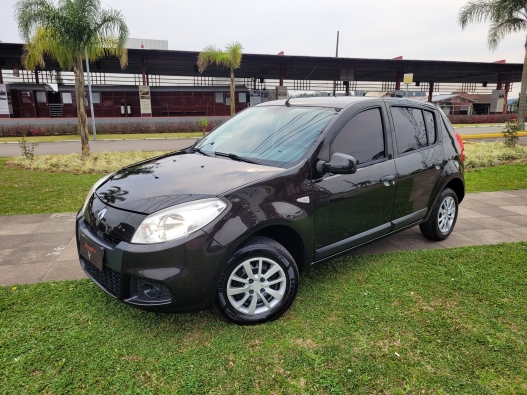 RENAULT - SANDERO - 2012/2012 - Preta - R$ 30.900,00