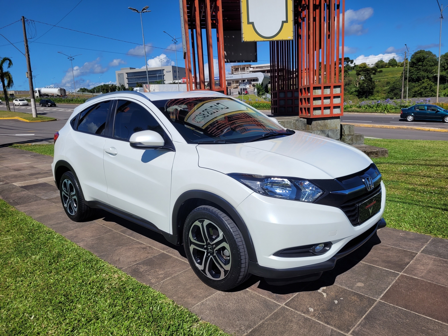 HONDA - HR-V - 2017/2017 - Branca - R$ 91.900,00