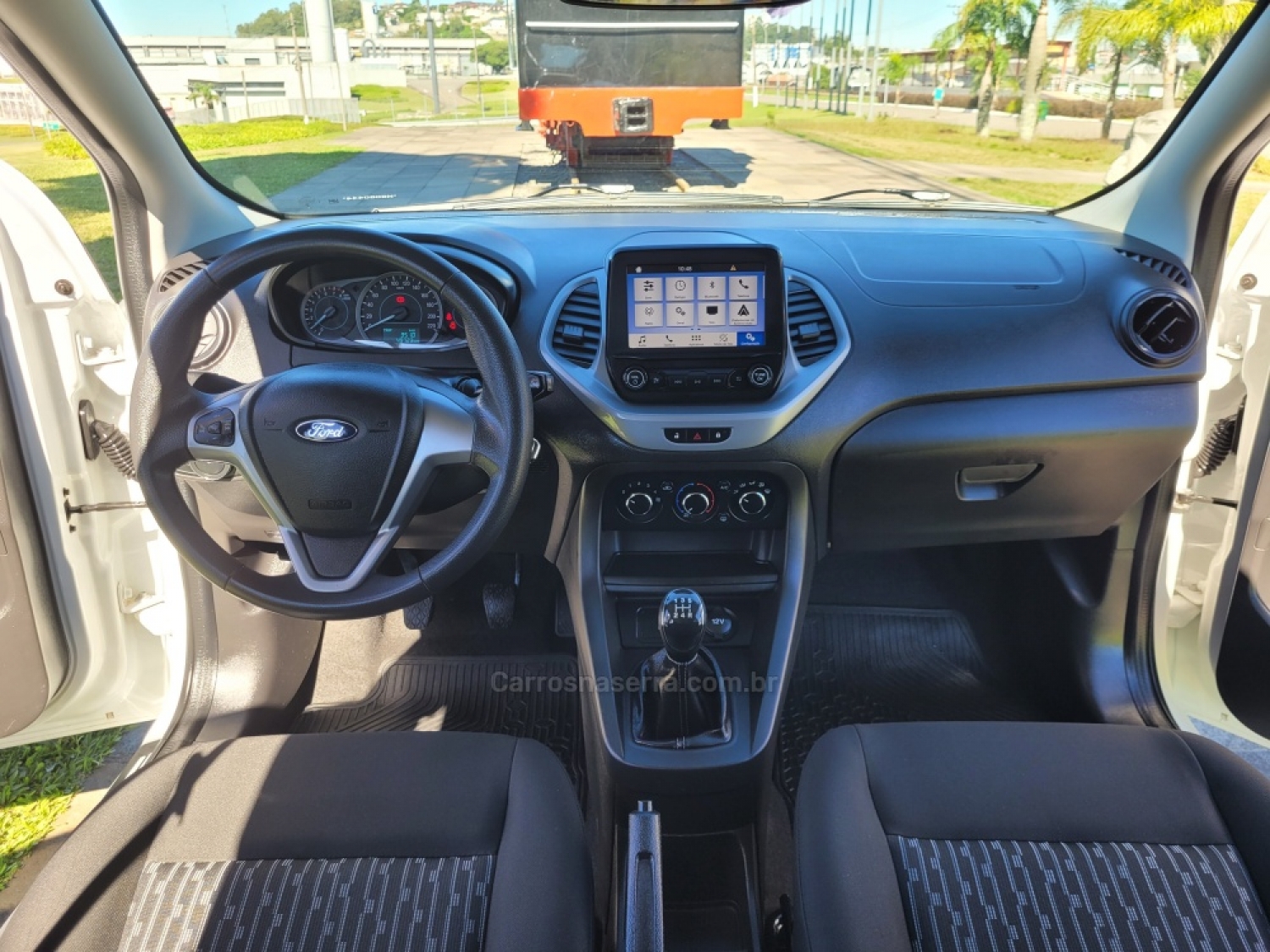 FORD - KA - 2021/2021 - Branca - R$ 63.900,00