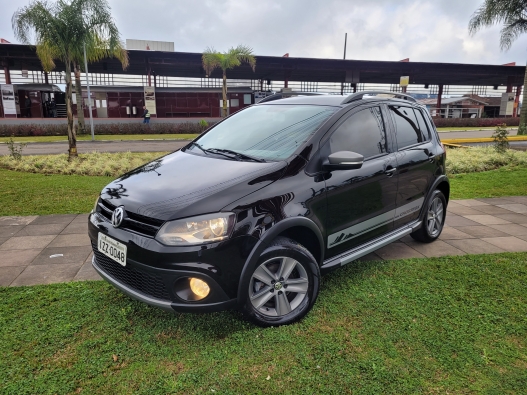 VOLKSWAGEN - CROSSFOX - 2012/2012 - Preta - R$ 44.900,00