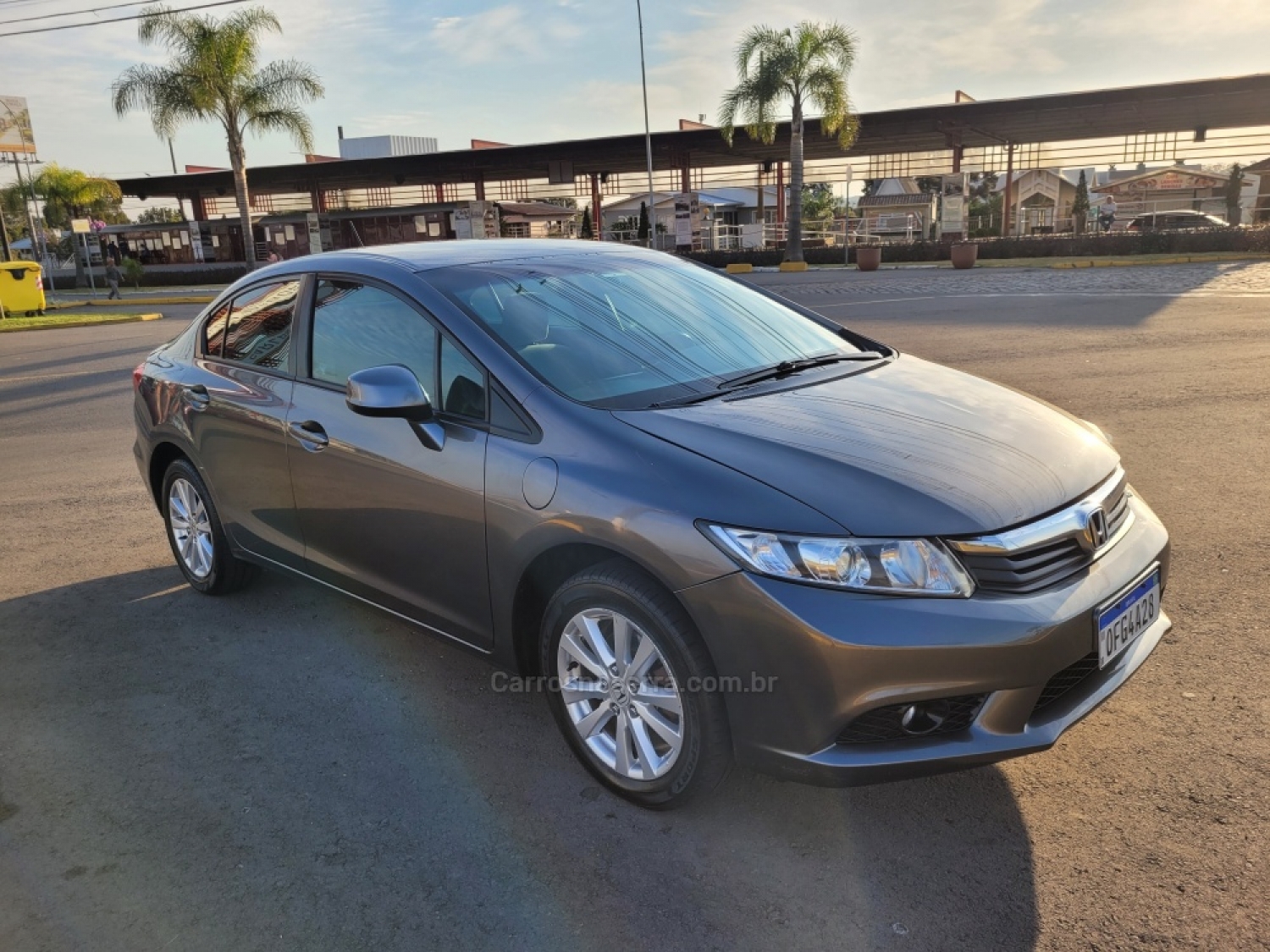 HONDA - CIVIC - 2013/2013 - Cinza - R$ 65.900,00