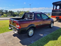 FIAT - STRADA - 2011/2011 - Vermelha - R$ 49.900,00