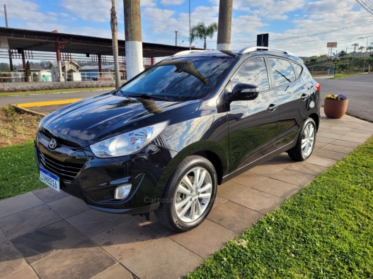 HYUNDAI - IX35 - 2015/2015 - Preta - R$ 75.900,00