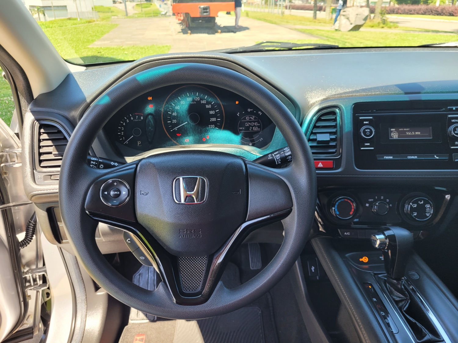 HONDA - HR-V - 2018/2018 - Prata - R$ 95.900,00