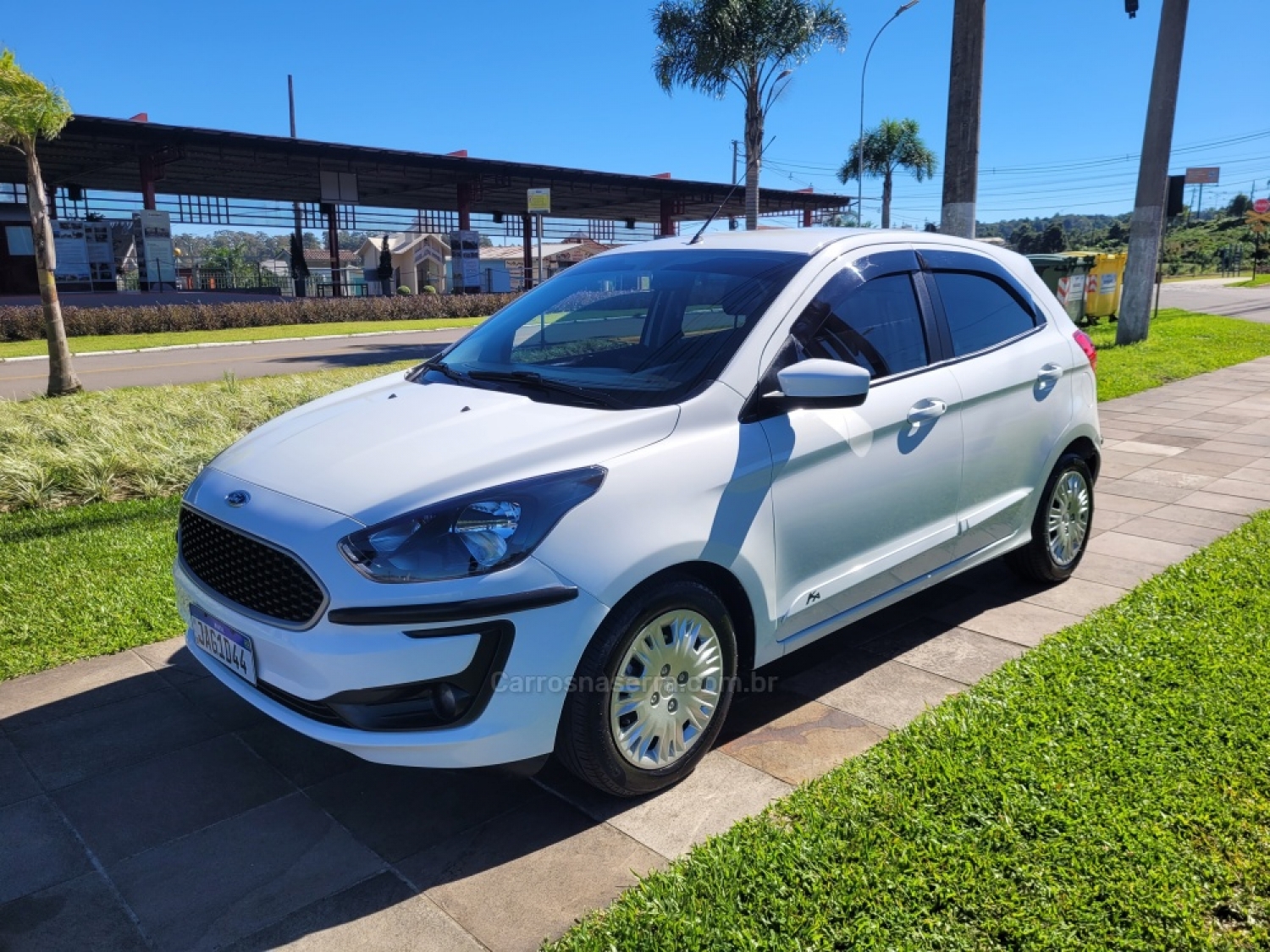 FORD - KA - 2021/2021 - Branca - R$ 63.900,00