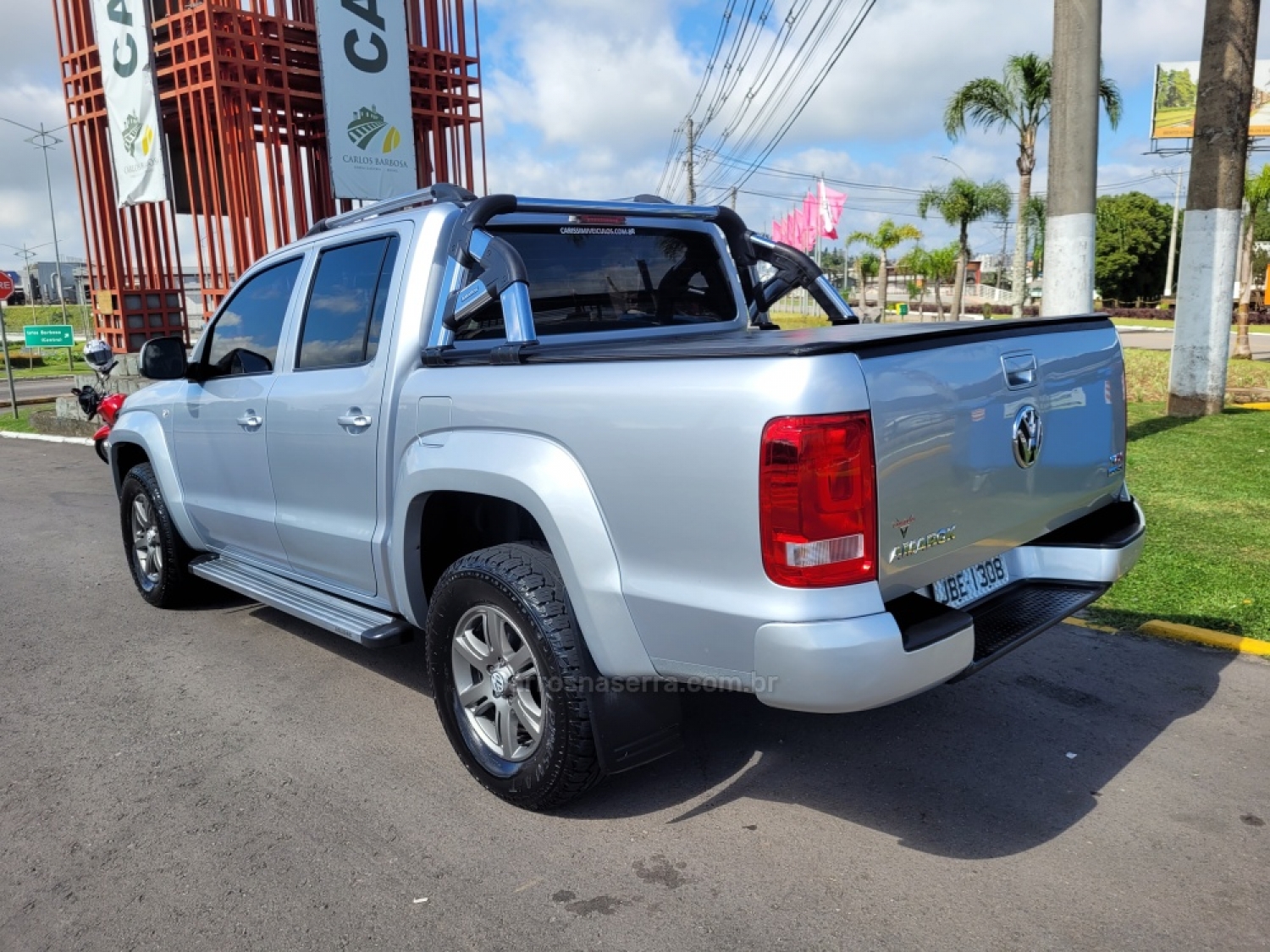 VOLKSWAGEN - AMAROK - 2015/2015 - Prata - R$ 99.900,00