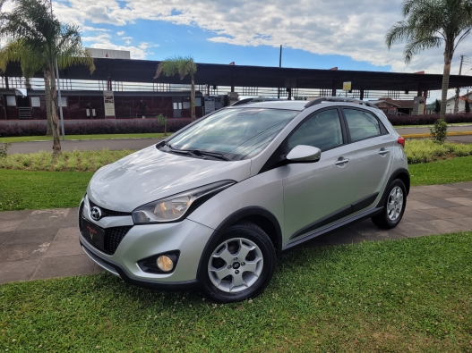 HYUNDAI - HB20X - 2014/2014 - Prata - R$ 57.900,00