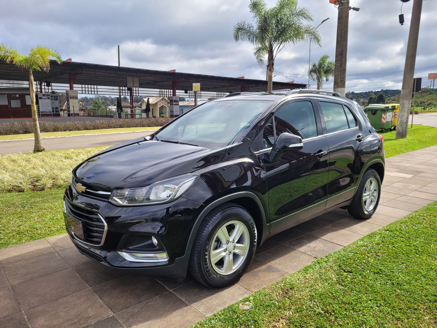 CHEVROLET - TRACKER - 2019/2019 - Preta - R$ 88.900,00