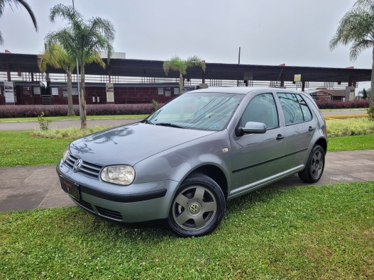 VOLKSWAGEN - GOLF - 2005/2005 - Cinza - R$ 33.900,00