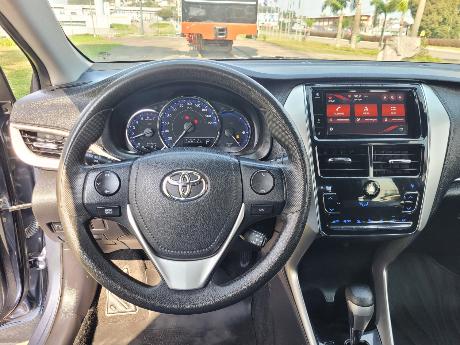 TOYOTA - YARIS - 2019/2019 - Azul - R$ 78.900,00