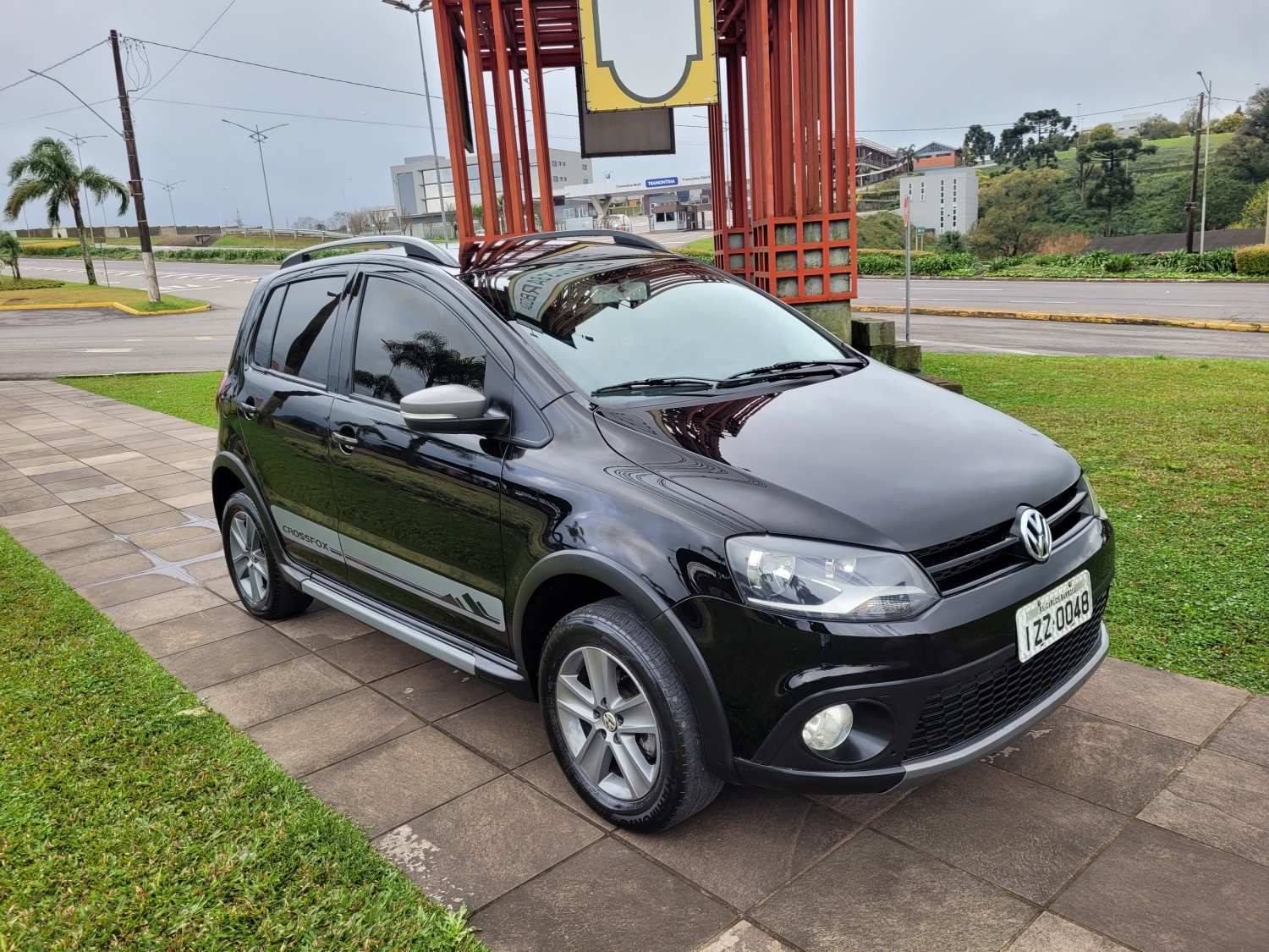 VOLKSWAGEN - CROSSFOX - 2012/2012 - Preta - R$ 44.900,00